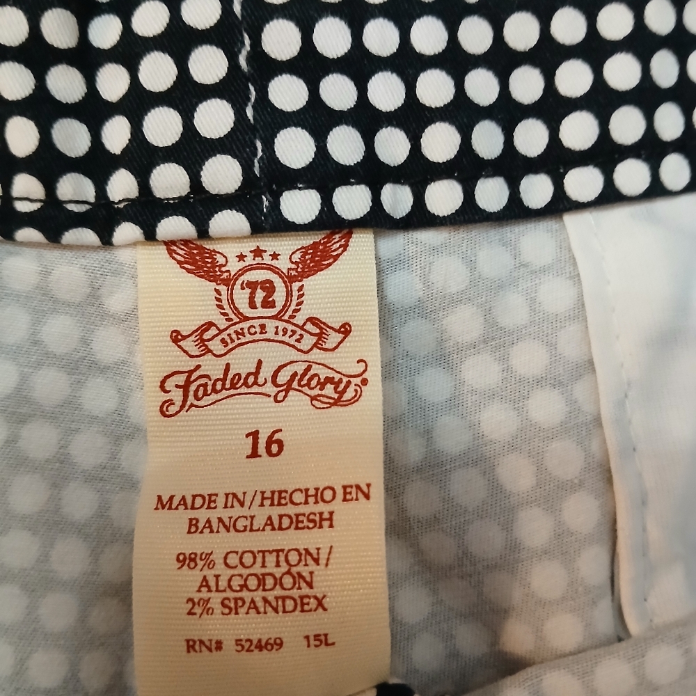 Faded Glory Black and White Polka Dot Shorts.